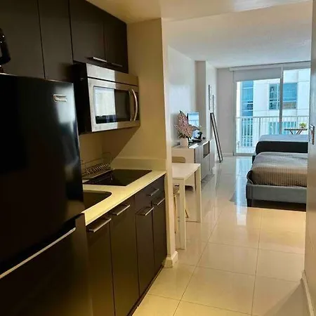 Unique & Central Miami Apartment With Free Parking Exterior photo