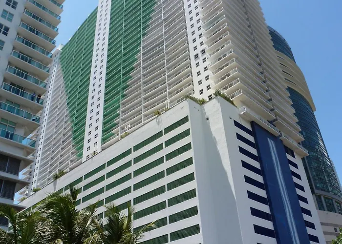 Unique & Central Miami Apartment With Free Parking